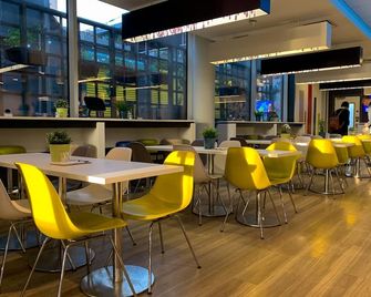 ibis budget Belfast City Centre - בלפאסט - מסעדה