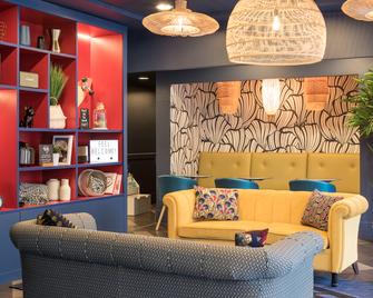 Aparthotel Adagio la Défense Courbevoie - Курбевуа - Лаунж