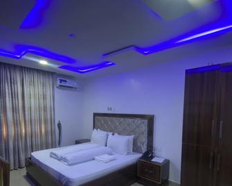 Vatan & Santiago Resort - Abuja - Habitación