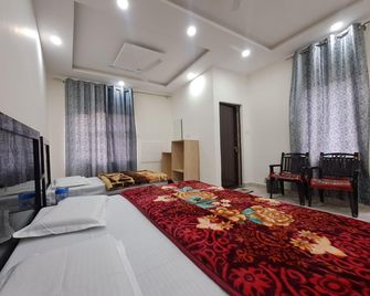 Shanti Maa Residence - Katra - Chambre