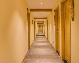 Ancient Street No.5 Youth Chic Hotel - Shangrao - Pasillo