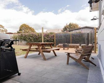 Bay Hideaway Stieglitz - St Helens - Патіо
