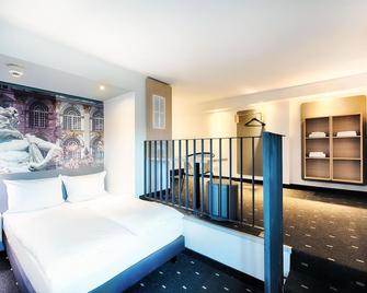 B&B Hotel München-Moosach - Munich - Bedroom