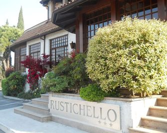 Hotel Il Rustichello - Lonato del Garda