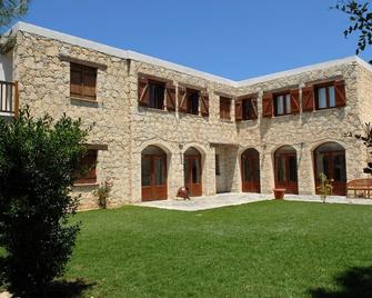 Demetriou Paradisos Hills Hotel - Polis Chrysochous - Building