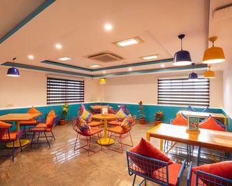 Gostops Bengaluru Hsr, Silk Board - Bangalore - Restaurant