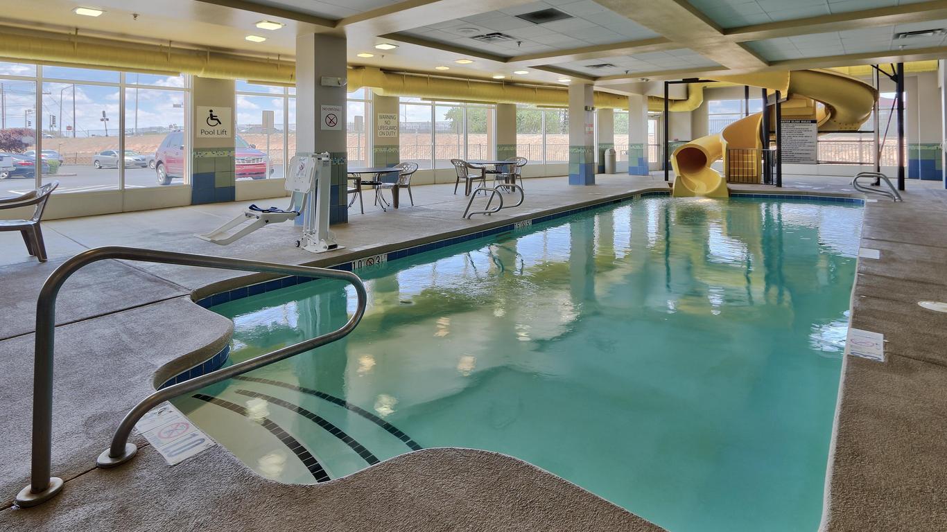 Holiday Inn & Suites Albuquerque-North I-25 By IHG