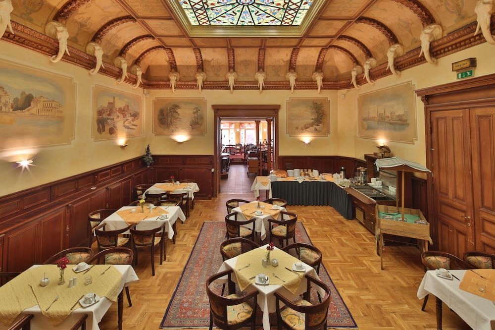 Hotel Elefant - Schwerin - מסעדה