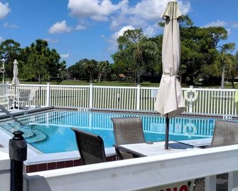 Sebring 'Home Away From Home' - Sebring - Pool