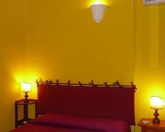 Aldebaran Centro Storico - Cagliari - Bedroom