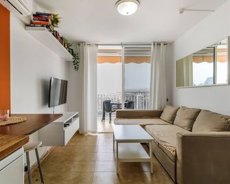 Bright Amadores Seaview Apartment - Puerto Rico - Phòng khách