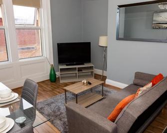 Alexander Apartments Gateshead 2 - Gateshead - Living room