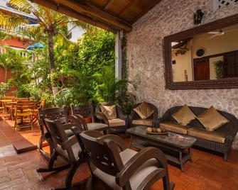 هوتل 3 باندراس - كارتاخينا دي إندياس - شرفة مرصوفة