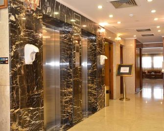 Al Hayatt Jeddah Hotel - Jeddah - Kitchen