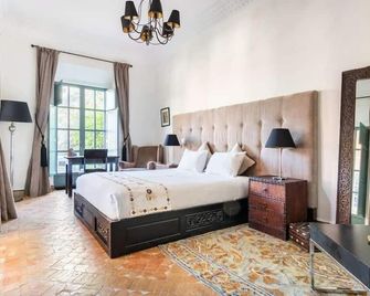 Luxurious Villa Exclusively In Marrakech With Peaceful Swimming Pool Not Overlooked - Marrakech - Bedroom
