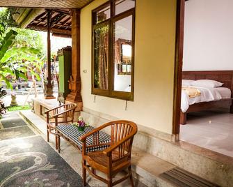 Rumah Desa Bali - Marga - Patio