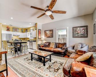 Woodlawn Hideaway - San Antonio - Sala de estar