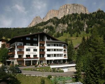 Residence Riposo - Colfosco - Edificio