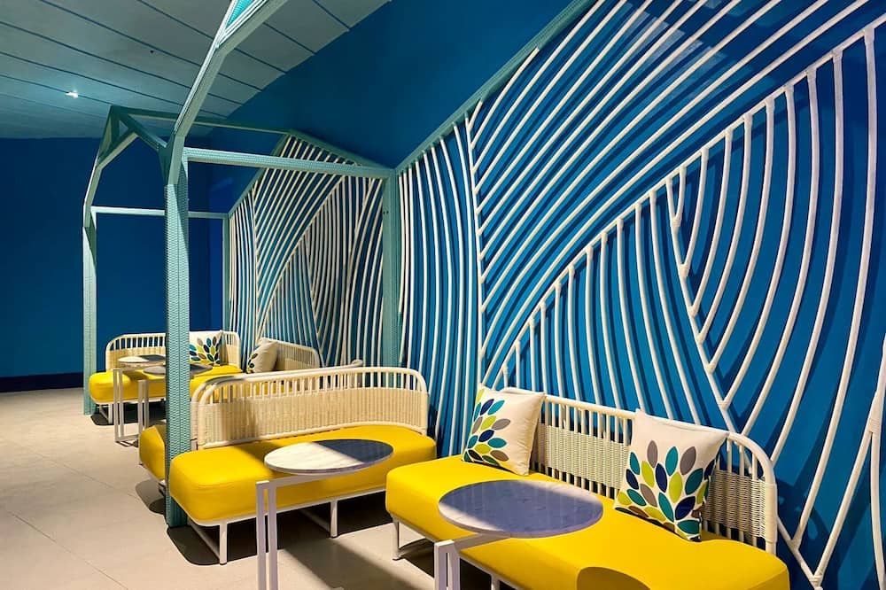 Solea Seaview Resort