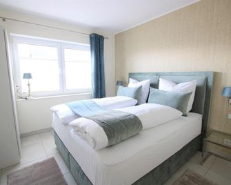 Seeblick 6 - Traumferien am Hafen - Norddeich - Schlafzimmer