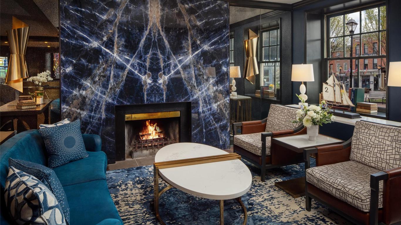 The William Fell Baltimore, Tapestry Collection by Hilton