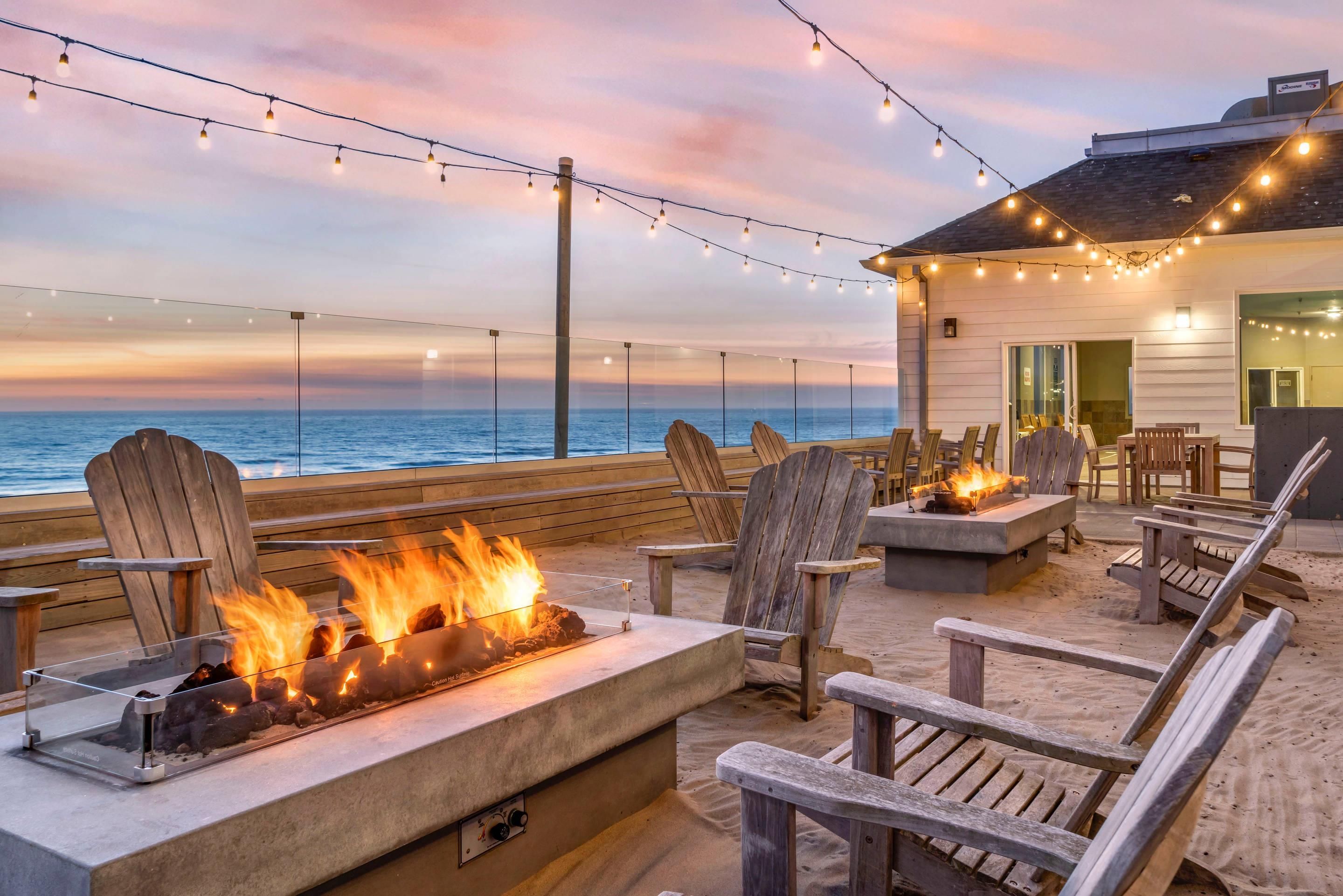 Elizabeth Oceanfront Suites, an Ascend Collection Hotel - Newport - Makuuhuone