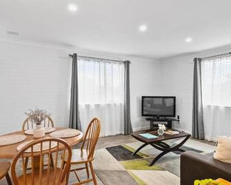Malibu Apartments - Perth - Perth
