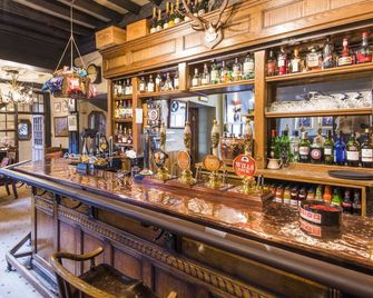 Luttrell Arms - Minehead - Bar