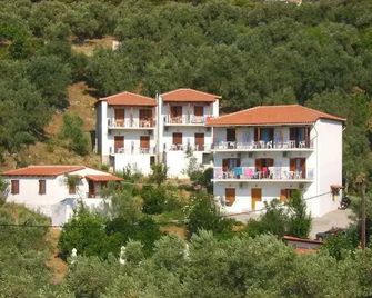 Diamantis - Skiáthos - Rakennus