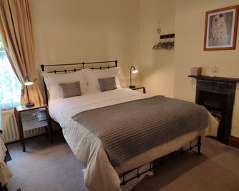 Anton Guest House Bed and Breakfast - Shrewsbury