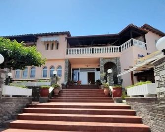 Polychrono Beach Hotel - Polychrono