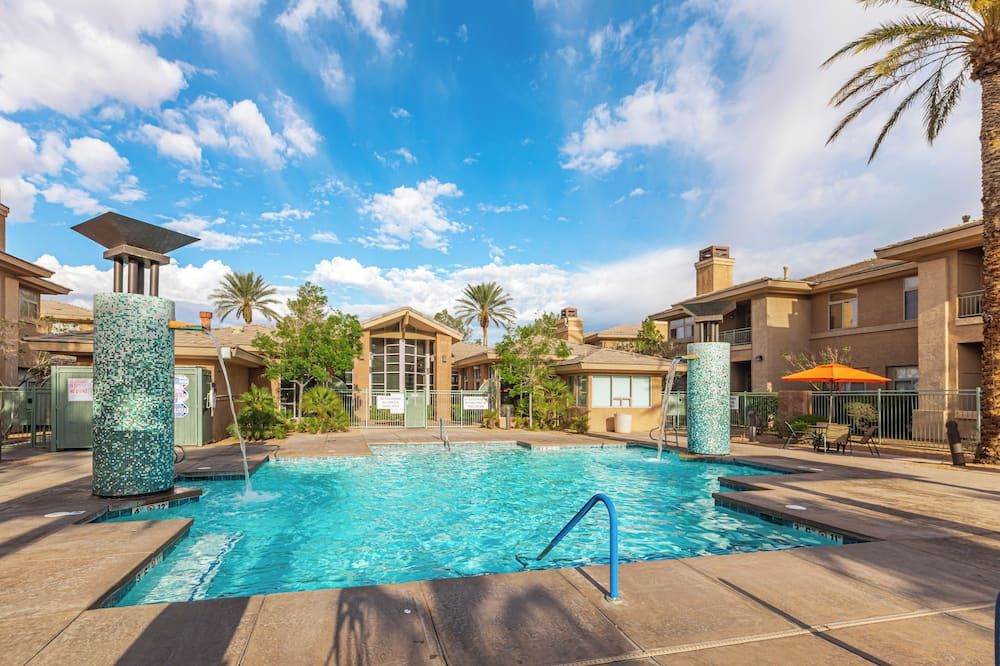 ذا كليفس آت بيس كانيون