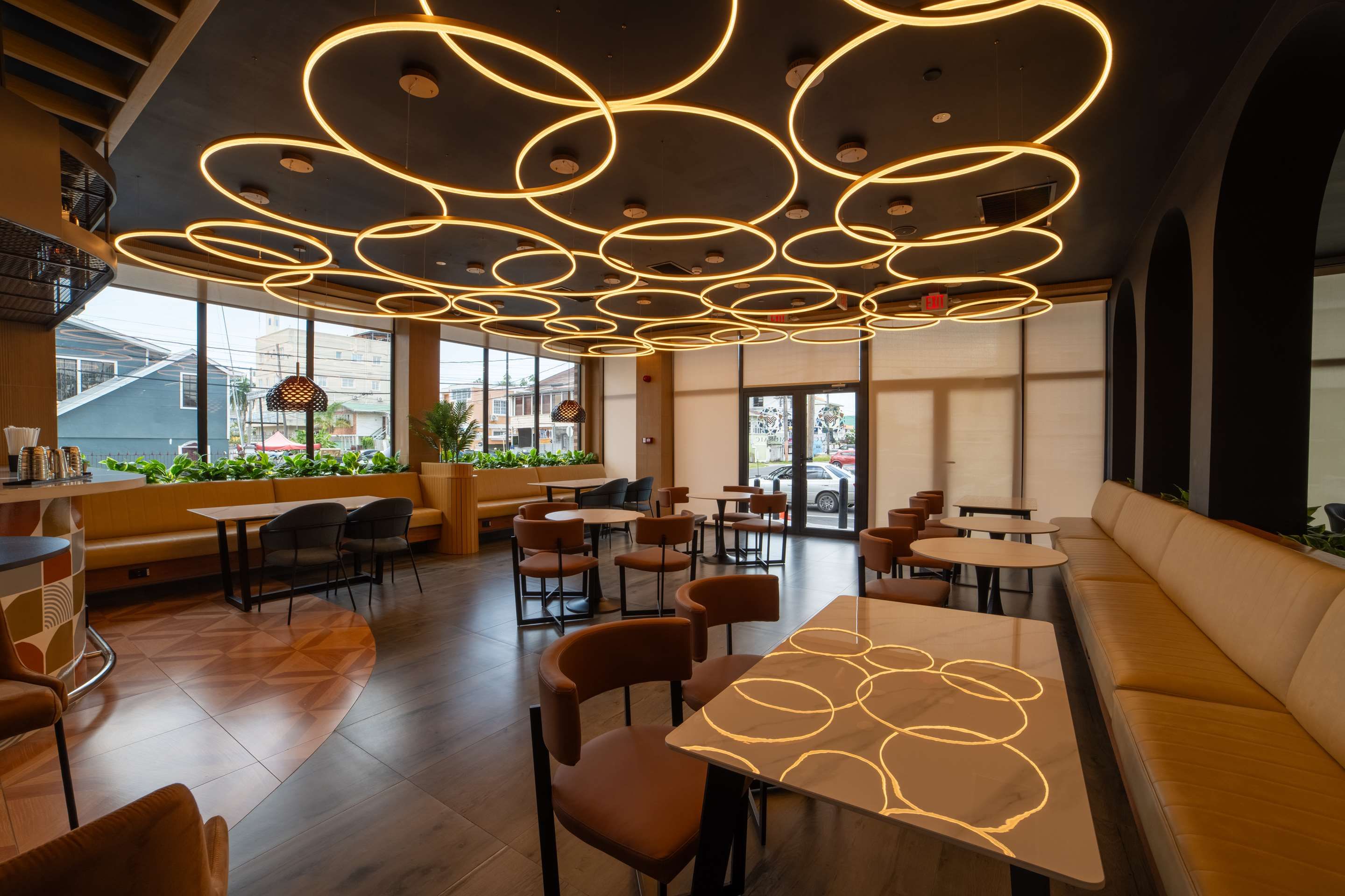 ايدين باي بست ويسترن جورجيتاون جويانا - جورج تاون - مطعم