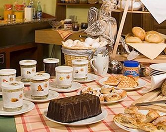 Gasthof zum Spessart - Mespelbrunn - Buffet