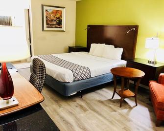Budget Lodge - Chesapeake - Bedroom
