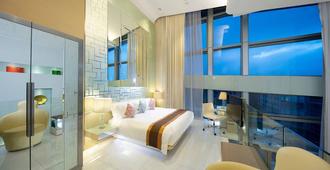 Regal Airport Hotel - Hongkong - Schlafzimmer