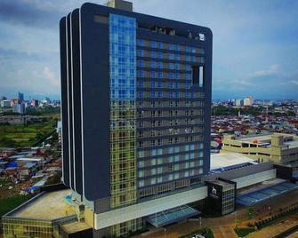 Gammara Hotel Makassar - Makassar - Budova