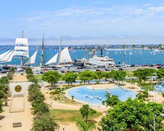 New Luxury 3br House️of Dt Walk Petco W/Garage Ac - San Diego - Piscina