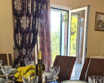 Amazing Corfu Villa Rania located in a quite and private area - Gouvia - Dining room
