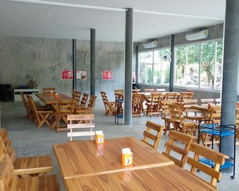 Phurang Hill Resort - Kanchanaburi - Restaurante
