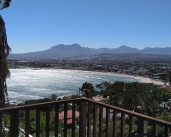 View Panoramica Self-Catering Apartment - Gordon's Bay - Balcone