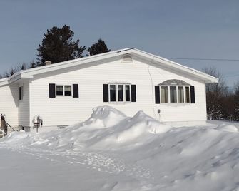 New!-Starlight Retreat, Close To Trails - Shingleton - Building