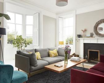 Stylish Scottish Manor, Coillemore House - Kyle - Sufragerie