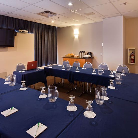 Hotel Les Suites Labelle image 1
