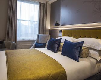 Sloane Place - London - Bedroom