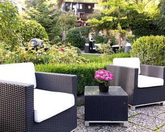 Parkhotel Hammerberg - Stolberg - Innenhof