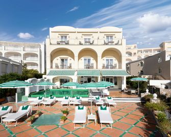 Sina Flora - Capri - Edifici