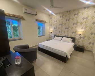 Hotel Cedar - 齋浦爾 - 臥室
