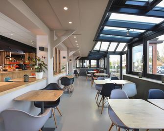 ibis Charleroi Airport Brussels South - Fleurus - Bar