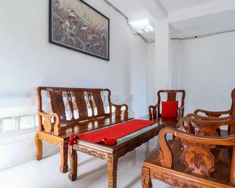 OYO 2548 Rasa Sayang Inn - 南庫塔 - 餐廳